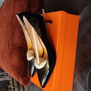 Numaleo low heel pointed toe slip ons
